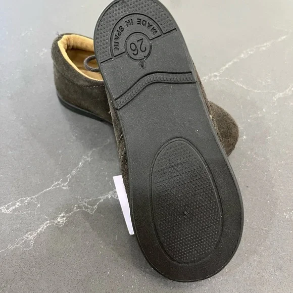 Unused/New dress shoes for toddler boys - Picture 6 of 6